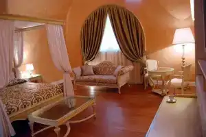 Hotel Villa Silvana, Торре-Аннунциата