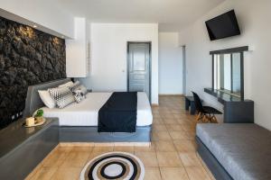 Plastiras Rooms, Фира
