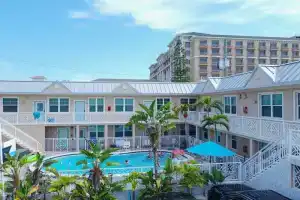 Clearwater Beach Suites 107 2 Bedroom Condo, Клируотер Бич