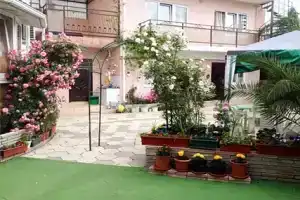 У моря, Лазаревское