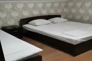 Гостиница «Держава», Переволоки