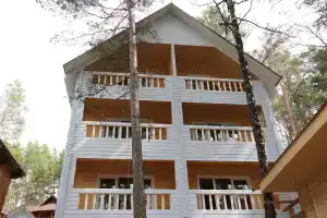 Белый дом, Аскат