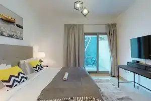 Ahlan Holiday Homes - Park Tower, Дубай