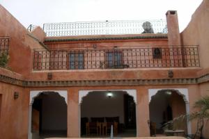 Riad Tayba, Фес