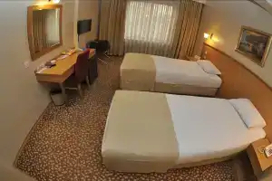 Sun Inn Hotel, Искендерун