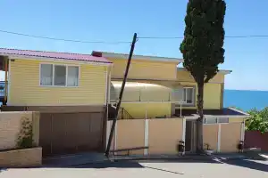 Гостевой дом «House by the sea Motylek», Лоо