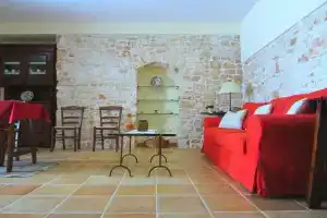 Conte Orsini Suite, Конверсано