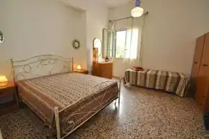Villa Marechiaro, Торре-Суда