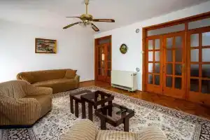 Apartments Ratković, Тиват