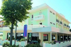 Hotel «Nuovo Belvedere», Римини