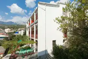 Nataša -100m From sea - A2, Драшнице