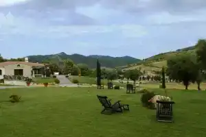 Agriturismo Tenuta le Terre 1927, Будони
