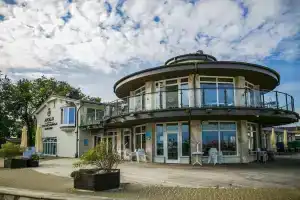 Domki Apartamentowe Apollo, Дарлувко