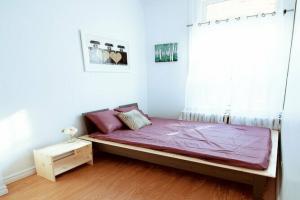 2 Bedrooma Apartment near Kensington Market - Unit 1, Торонто