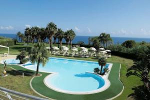 Infinity Resort Tropea, Паргелия