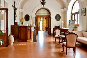 Monastero Ss. Annunziata, Тоди