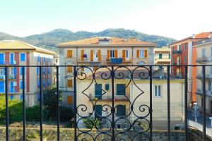 La Mia Casa sul Mare, Леванто