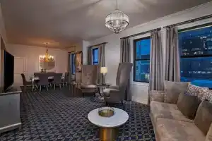 The Stephen f Austin Royal Sonesta Hotel, Остин