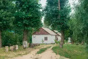 База отдыха «Ахтуба Вилладж», Калинина