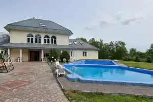 Усадьба «Росинка», Паратунка