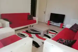 A Suit Residence, Чанаккале