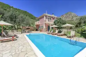 Villa Aspasia, Кателиос