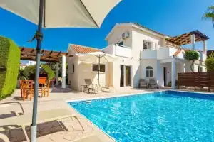 Villa Coral Aura Large Private Pool Walk to Beach A C Wifi Car Not Required Eco-friendly - 3419, Корал-Бэй