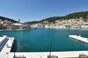 Beautiful Apartment in Pucisca With 1 Bedrooms and Wifi, Пучишче