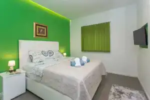 Апартаменты Makarska Beach, Макарска