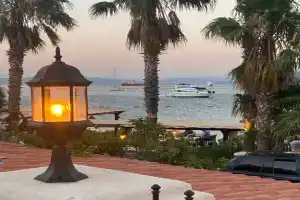 Umayra Otel, Торба