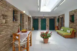 Damaskis Studios a Small Complex in Kassiopi, Кассиопи