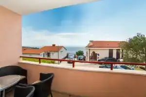 Apartment Clear Sky, Башка Вода