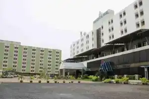 Grand Royal Plaza Hotel, Чаченгсау