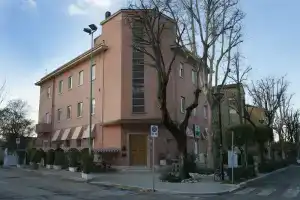 Appartamenti Viale Mezzetti, Фолиньо