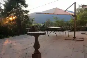Magnificent Castle in Romano D'ezzelino With Fenced Garden, Бассано-дель-Граппа