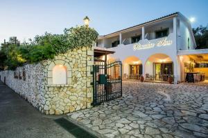 Отель Paradise Inn, Лиападес