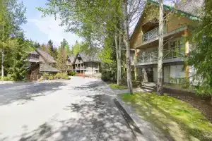 Valhalla Vacations at Whistler, Уистлер