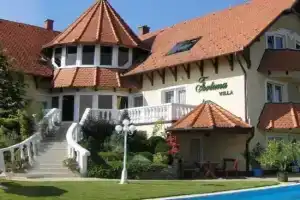 Fortuna Villa, Хевиз