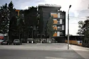 Jazz Hotel