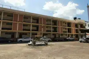 Saitip Hotel, Ройет