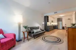 Gorgeous Hollywood Living - 1 Bedroom, Лос-Анджелес