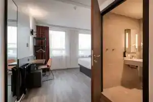 B&b Hotel Hasselt, Хасселт