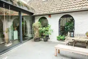 Bnb Nest, Гент