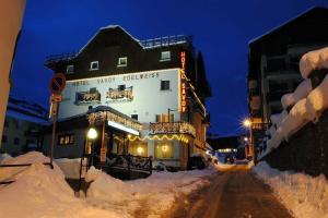 Hotel Savoy Edelweiss & SPA, Сестриере
