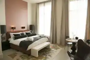 Bossche Suites Stationsweg, Хертогенбос