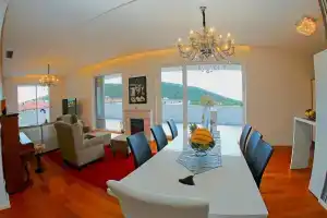 Apartments Harmony, Сплит
