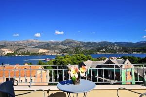 Superior Sea View Apartment, Аргостолион
