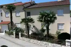 Apartments Nicole, Пула