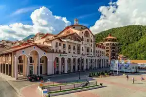 Апартаменты 960, Эсто-Садок