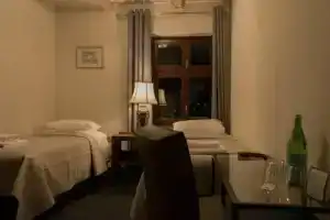 Hotel Retro, Зелёна-Гура